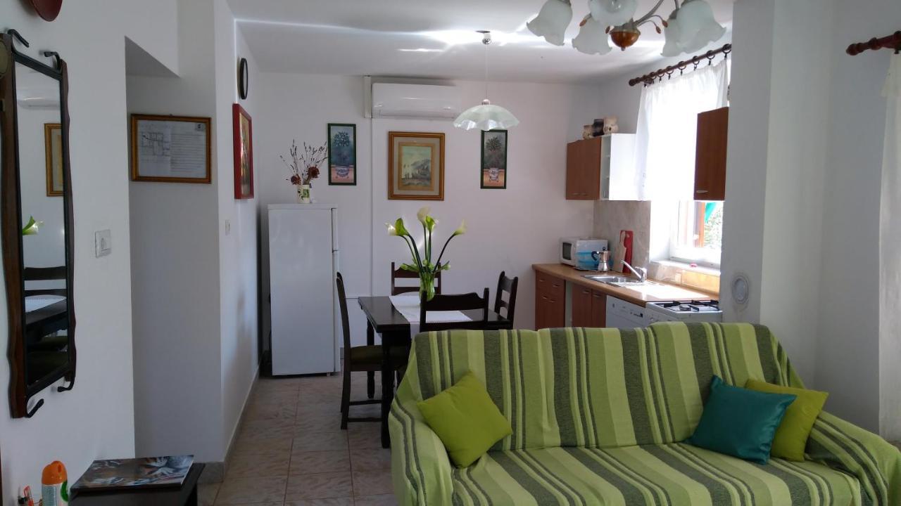 Apartman Ruza Brzac エクステリア 写真